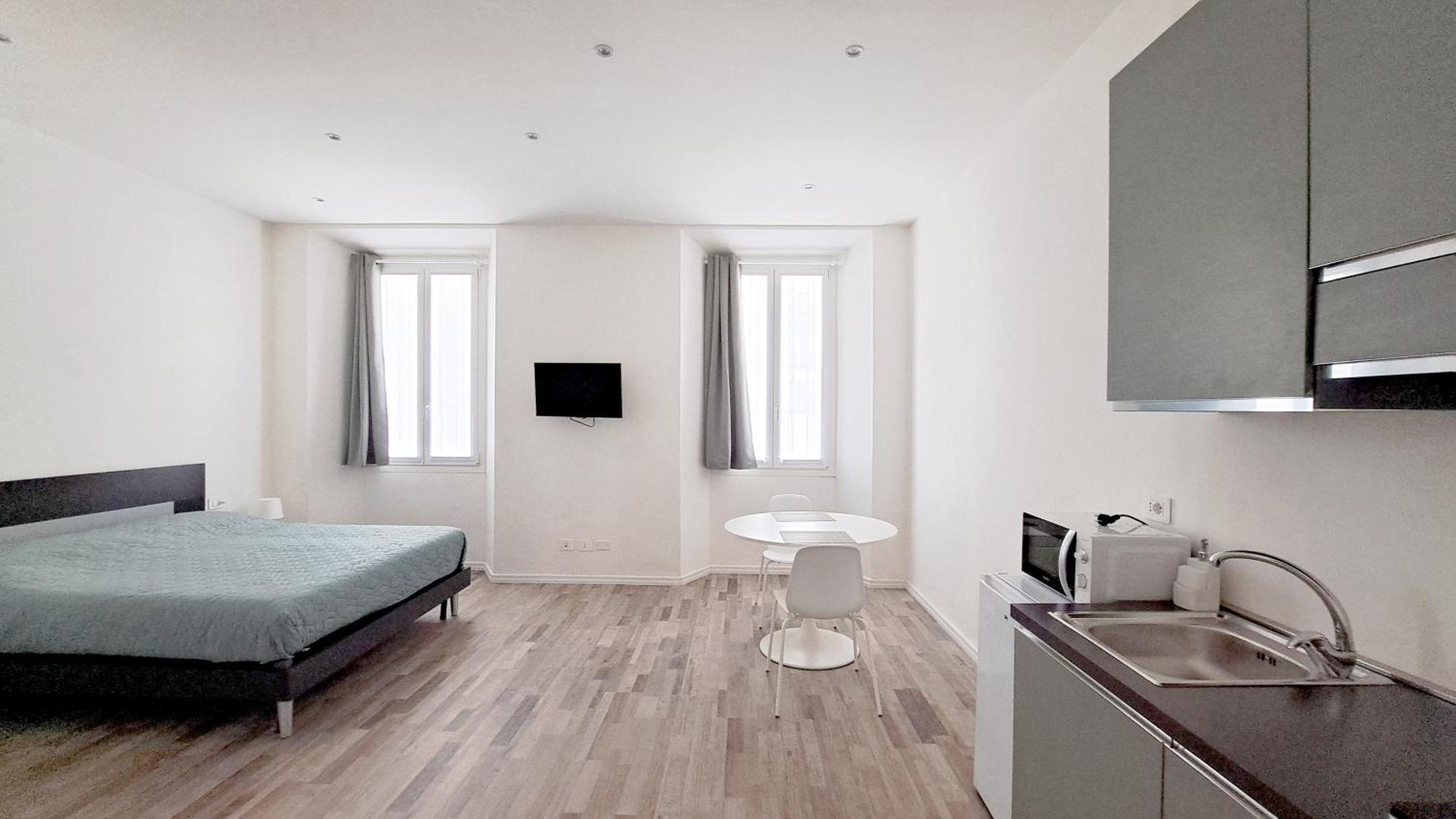 Giorgy 02 Apartment Como Exterior photo